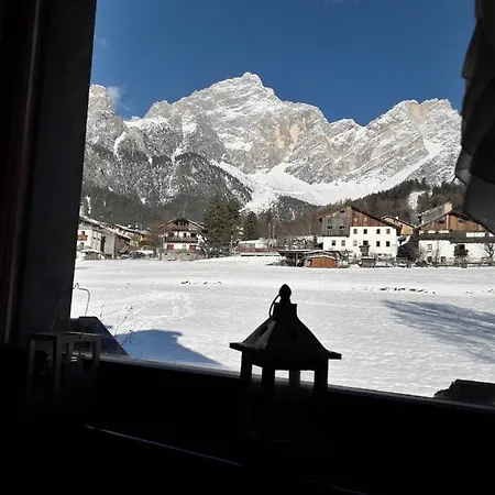 Casa Antelao 公寓 *